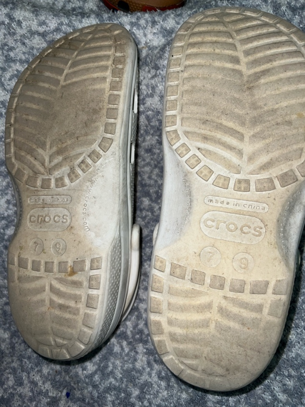CROCS Unisex White Classic Clog M7 W9 - Picture 6 of 6